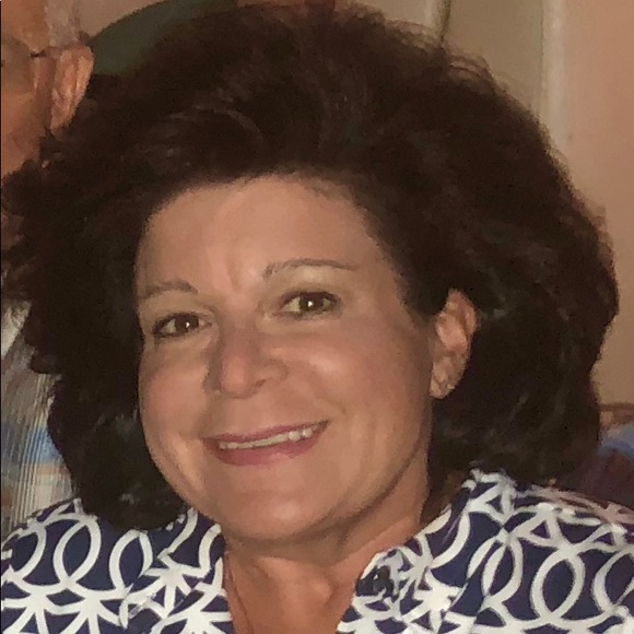 Meet your Posher, Joann - Picture 1 of 1